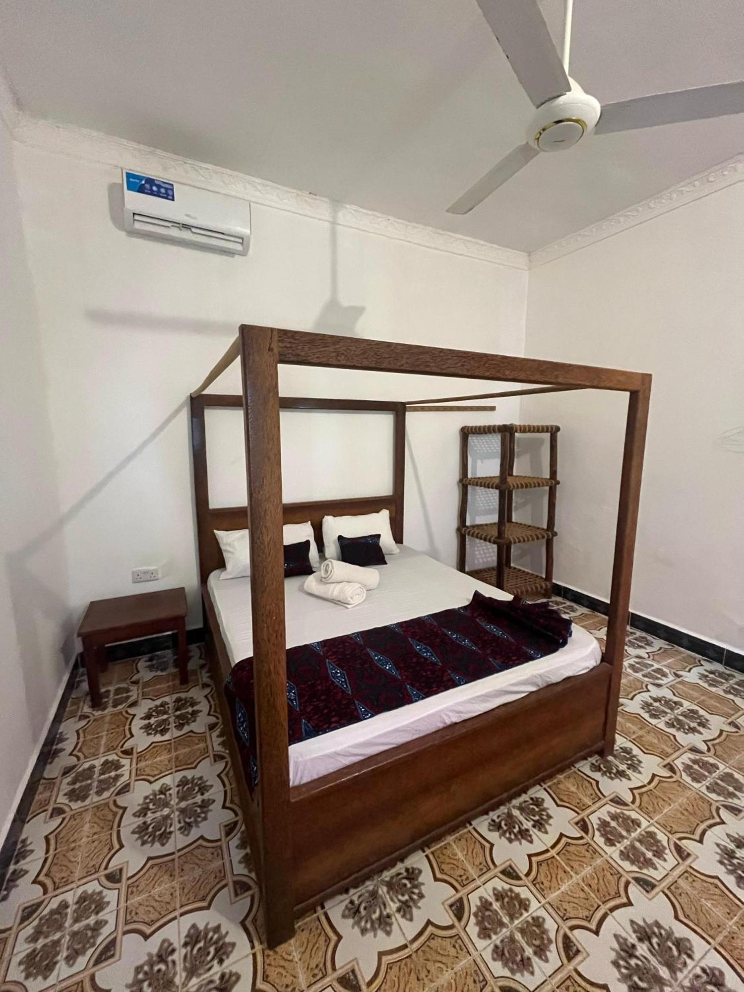 Fish House Nungwi Bed & Breakfast Bagian luar foto