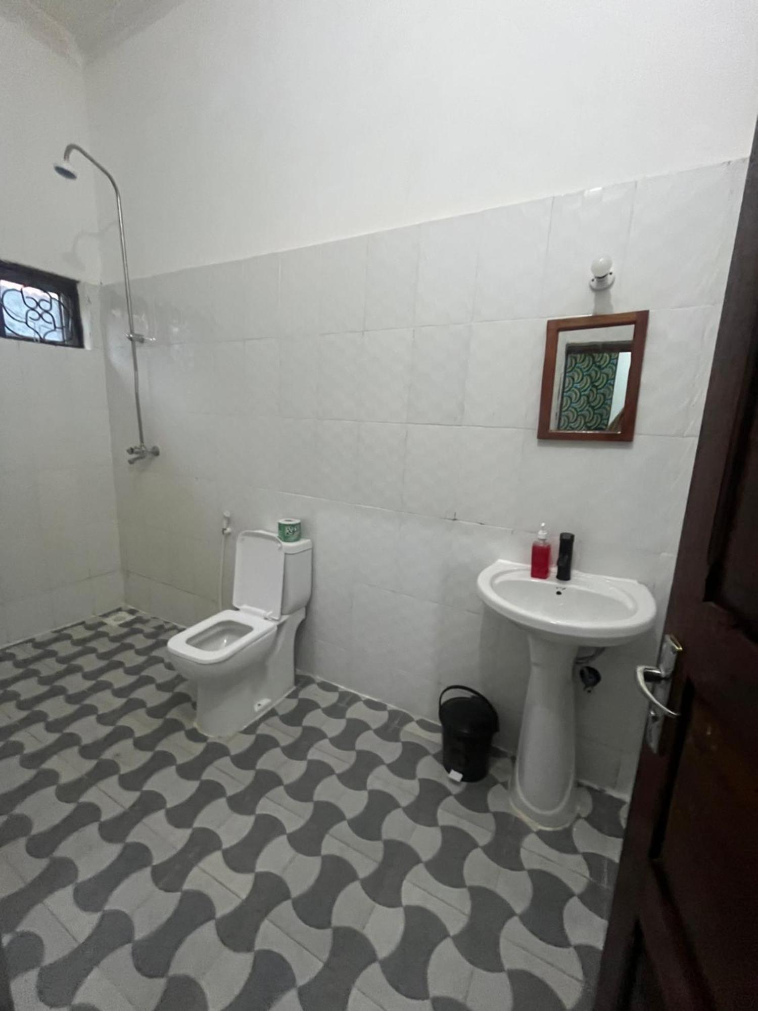 Fish House Nungwi Bed & Breakfast Bagian luar foto