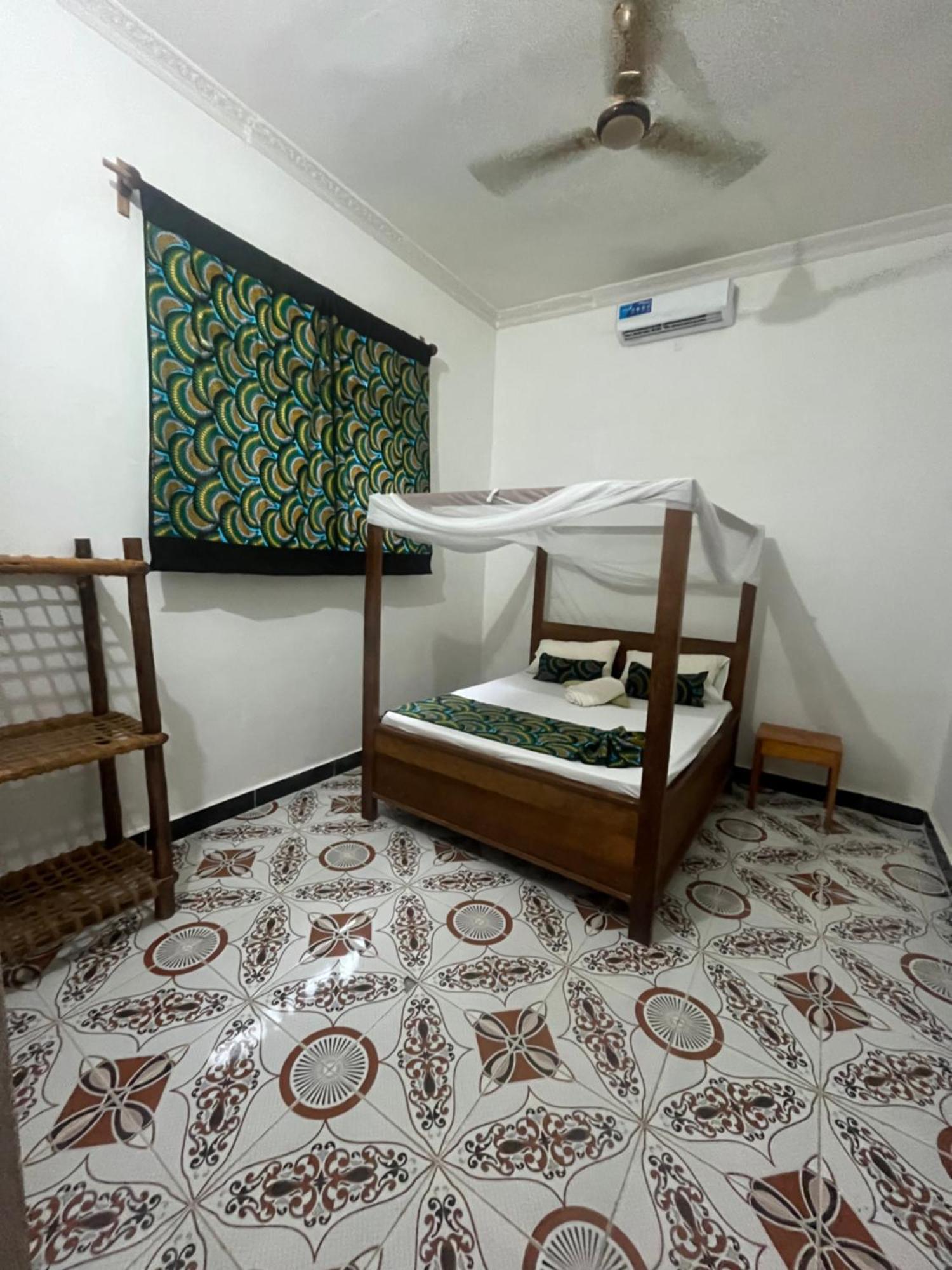 Fish House Nungwi Bed & Breakfast Bagian luar foto